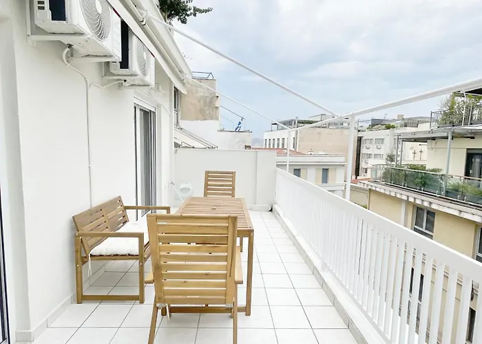 Apartment With Terrace In A Romantic Alley, Plaka